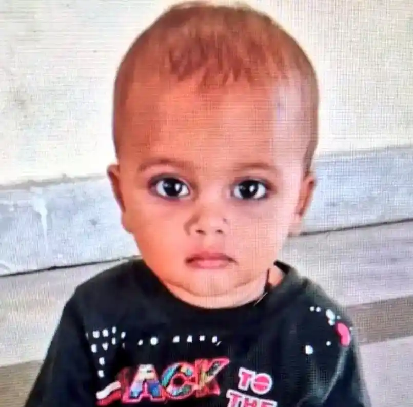 शिकोहाबाद के आरव हत्याकांड में फिरोजाबाद जिला एवं सत्र न्यायालय द्वारा दोषी विराज उर्फ जितेंद्र पाठक को फांसी की सजा सुनाए जाने के बाद अदालत परिसर का सांकेतिक दृश्य।